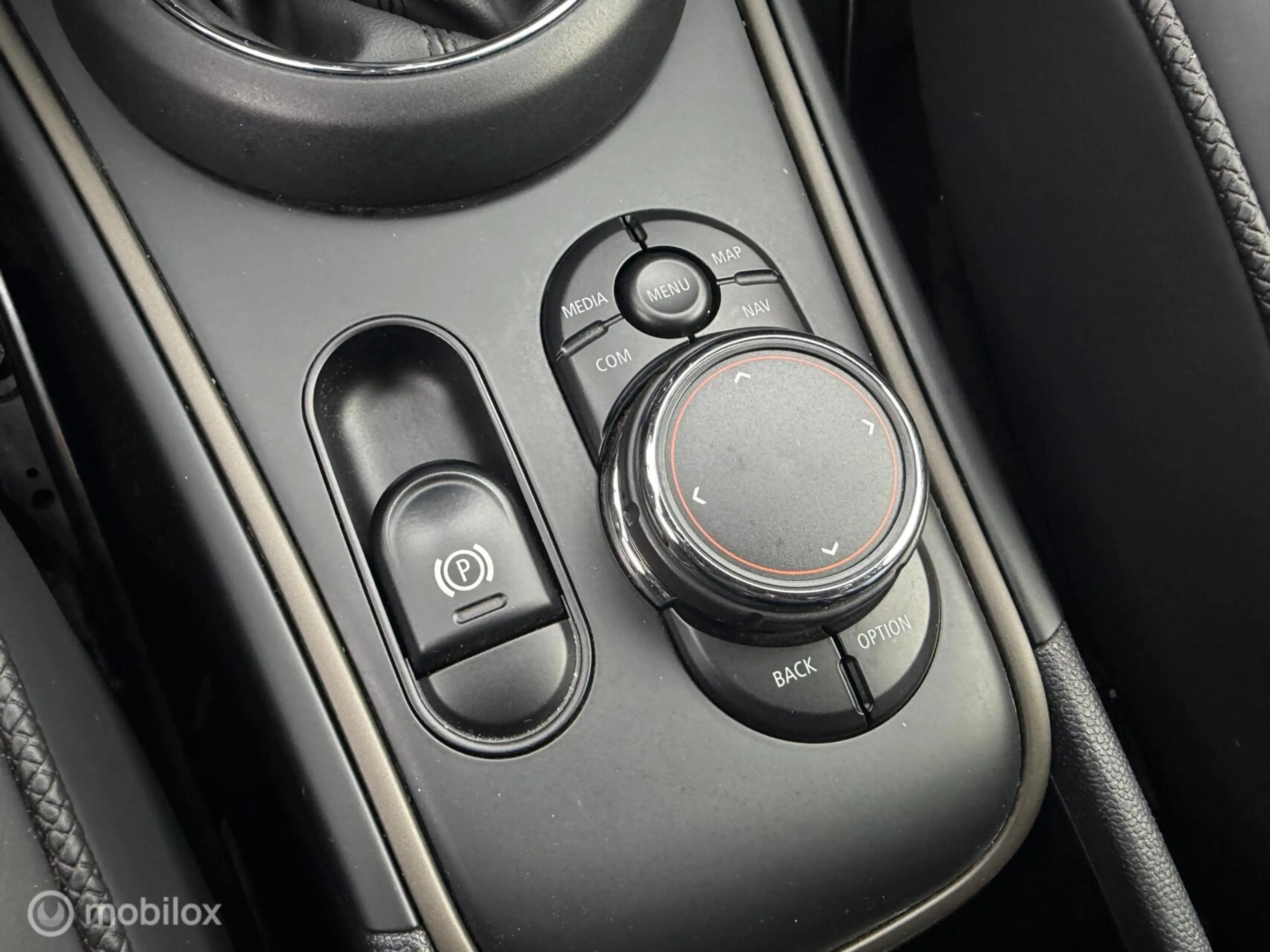 MINI Cooper SE Countryman 1.5 ALL4 LEDER*NAVI*CRUISE*PDC* — photo 19