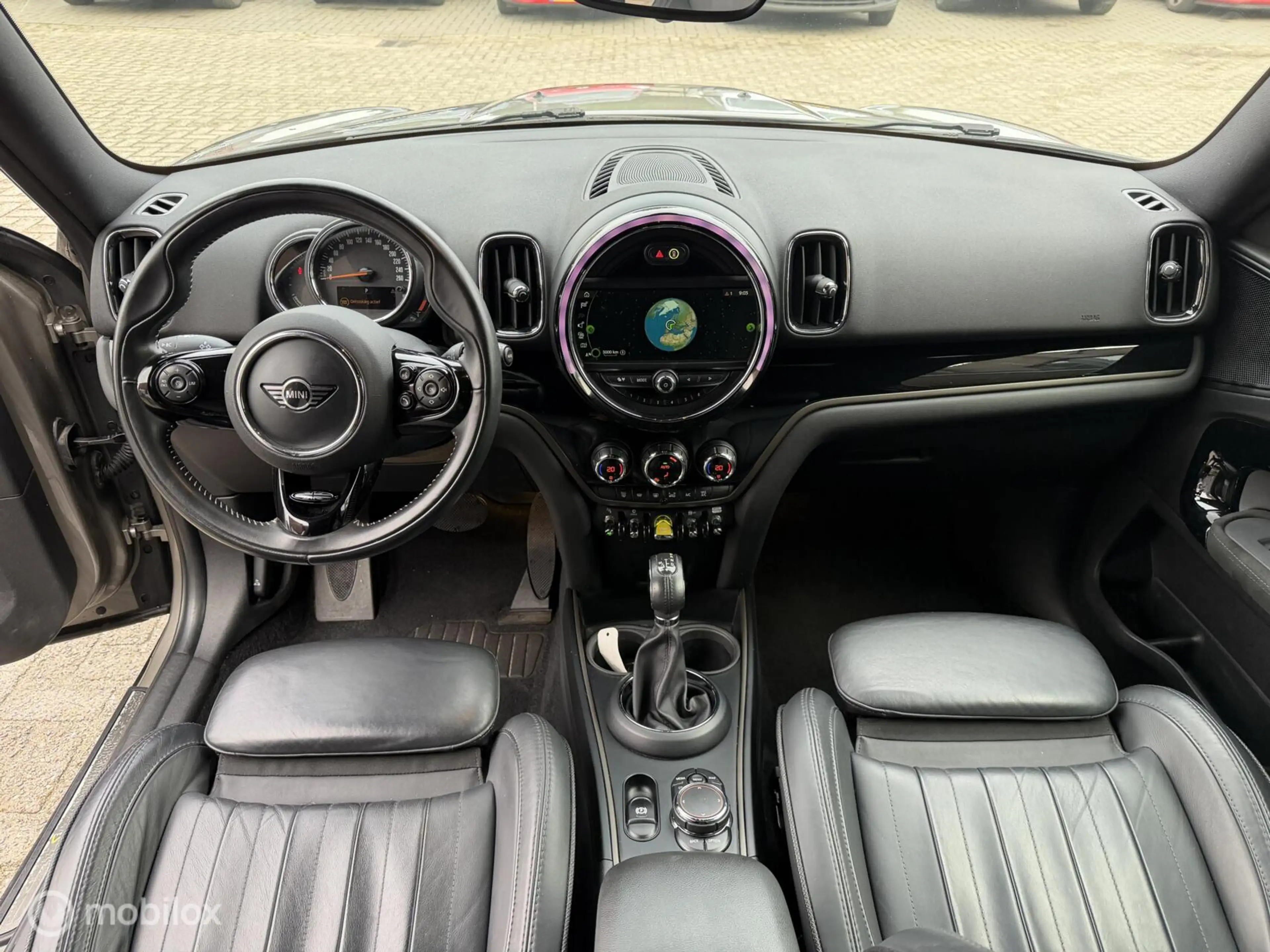 MINI Cooper SE Countryman 1.5 ALL4 LEDER*NAVI*CRUISE*PDC* — photo 9