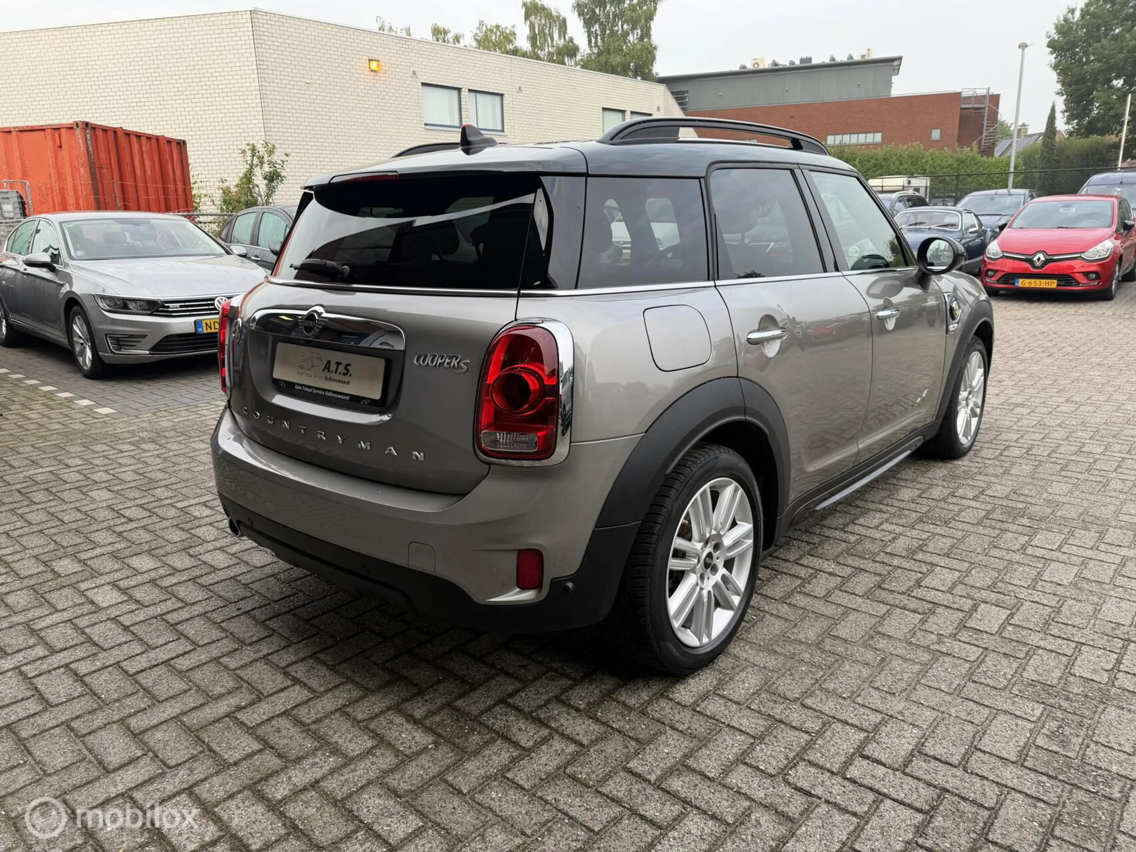 MINI Cooper SE Countryman 1.5 ALL4 LEDER*NAVI*CRUISE*PDC* — photo 4