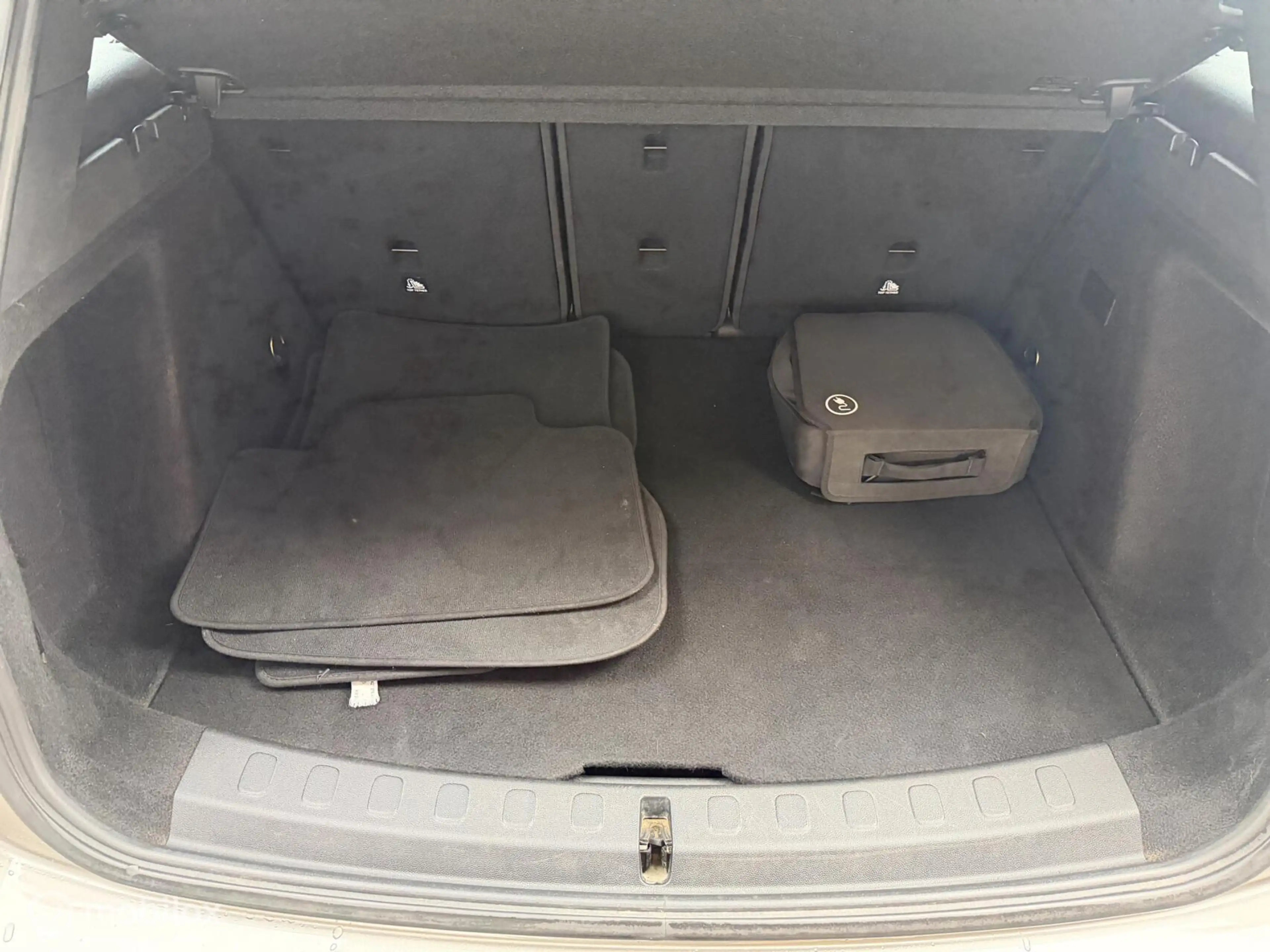 MINI Cooper SE Countryman 1.5 ALL4 LEDER*NAVI*CRUISE*PDC* — photo 21