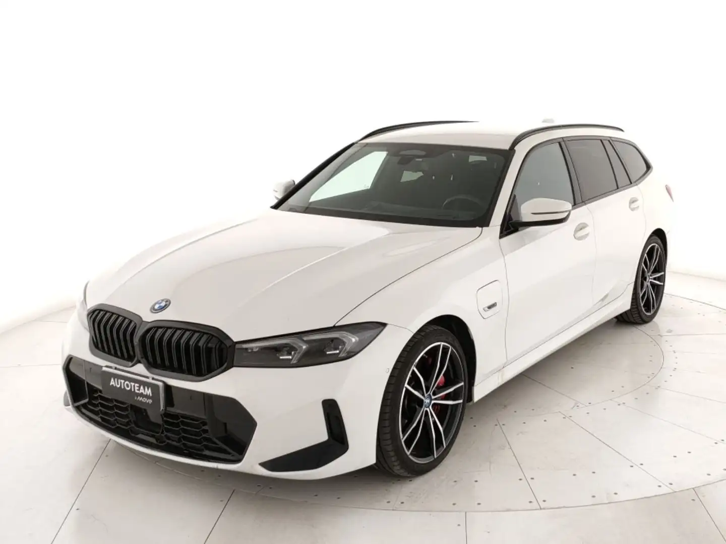 BMW 320 Serie 3 320e Touring MSport auto Bianco - 1
