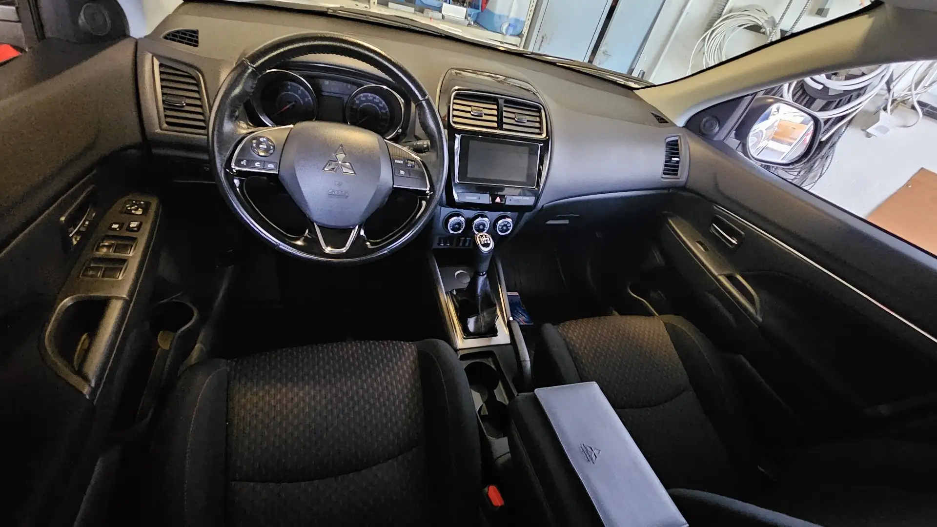 Mitsubishi ASX ASX 1,6 MIVEC Inform Plus Inform Plus Weiß - 1