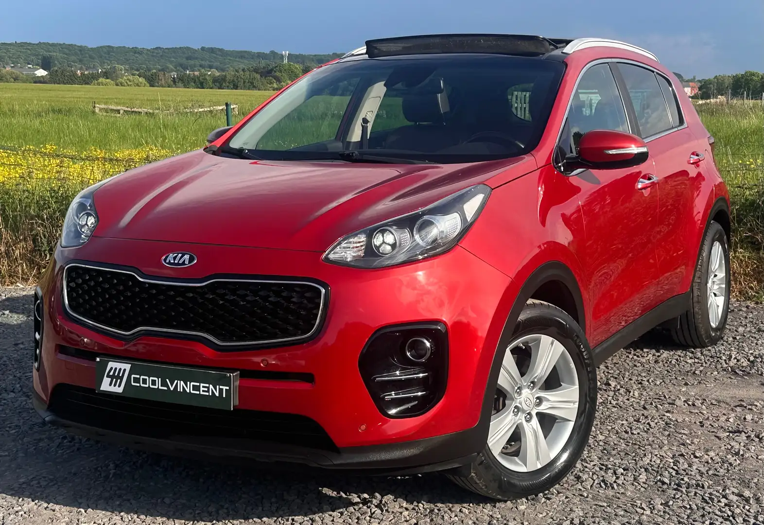 Kia Sportage 1.7CRDi Full Full Options - PANO - CAM - Sg chauff Rood - 1