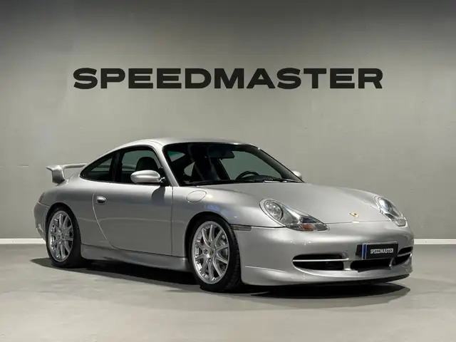 Porsche 996 GT3 MK1 **MAI URTATA - SERVICE BOOK**