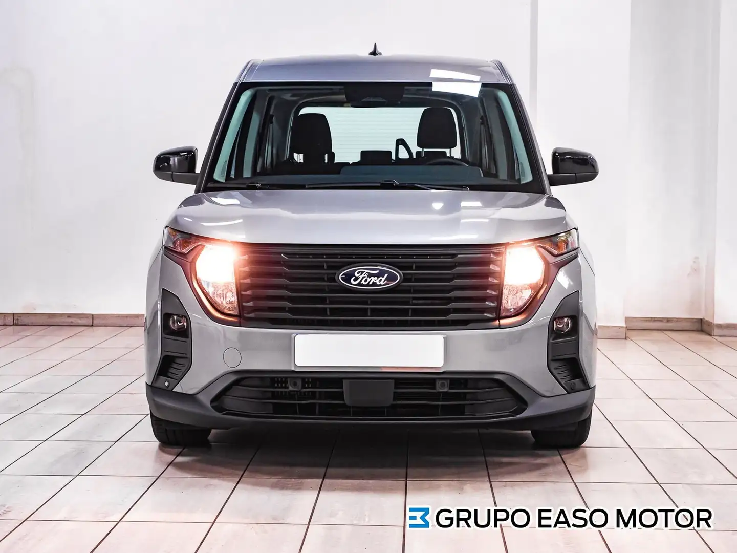 Ford Tourneo Courier 1.0 Ecoboost Trend Gris - 2