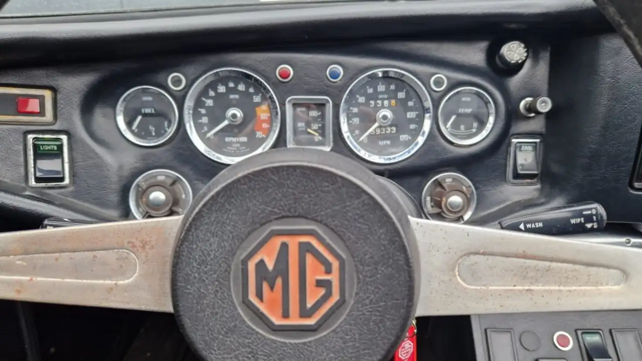 MG MGB 1.8 GT, foto 11