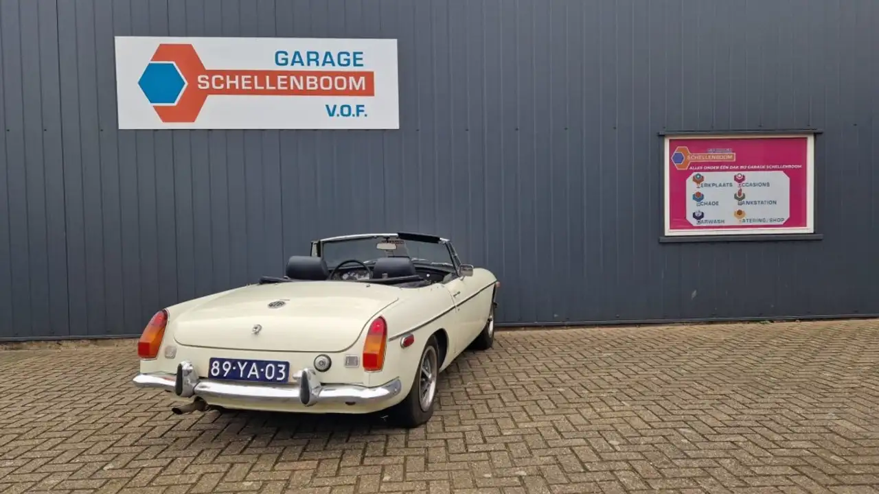 MG MGB 1.8 GT, foto 5