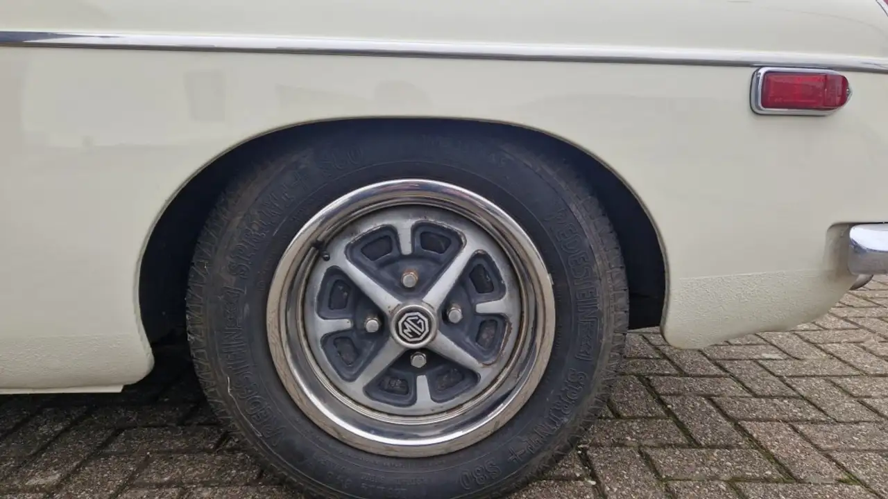 MG MGB 1.8 GT, foto 8