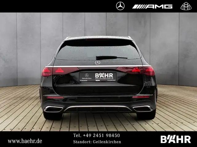Mercedes-Benz E-Class view 8
