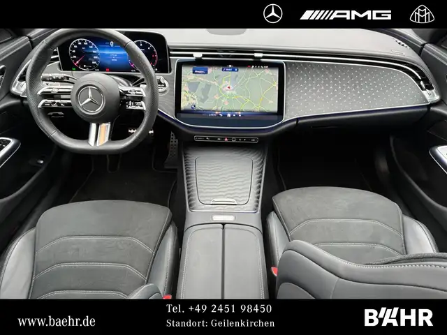 Mercedes-Benz E-Class view 4
