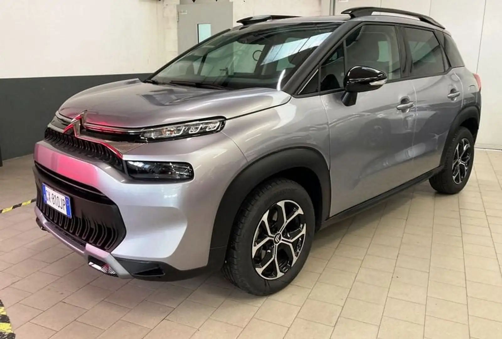 Citroen C3 Aircross PureTech 110 S&S Plus Neopatentati Grijs - 2