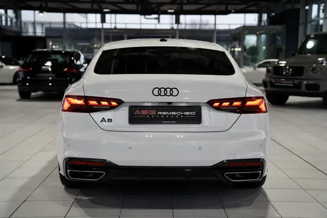 Audi A5 view 8