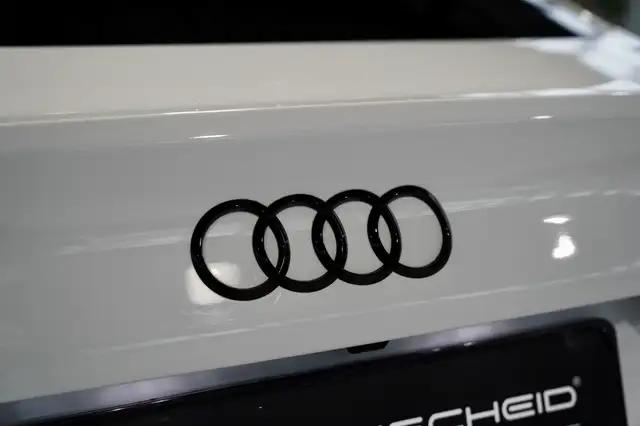Audi A5 view 11