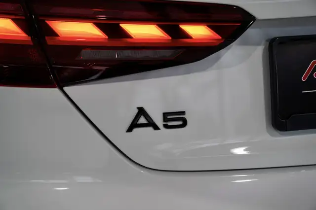 Audi A5 view 12