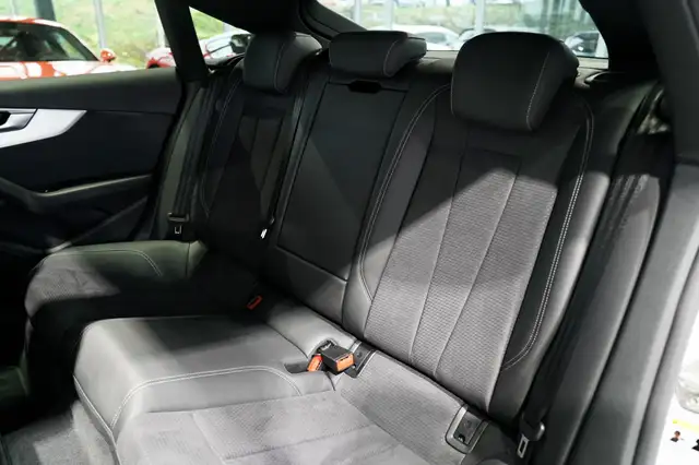 Audi A5 view 21