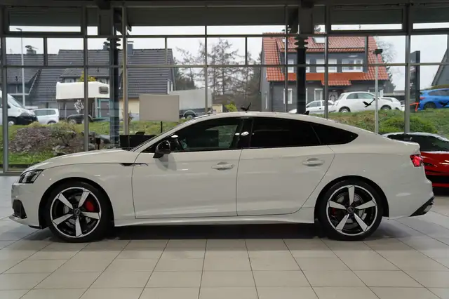 Audi A5 view 6