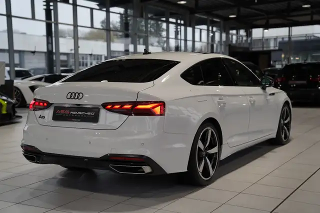 Audi A5 view 5