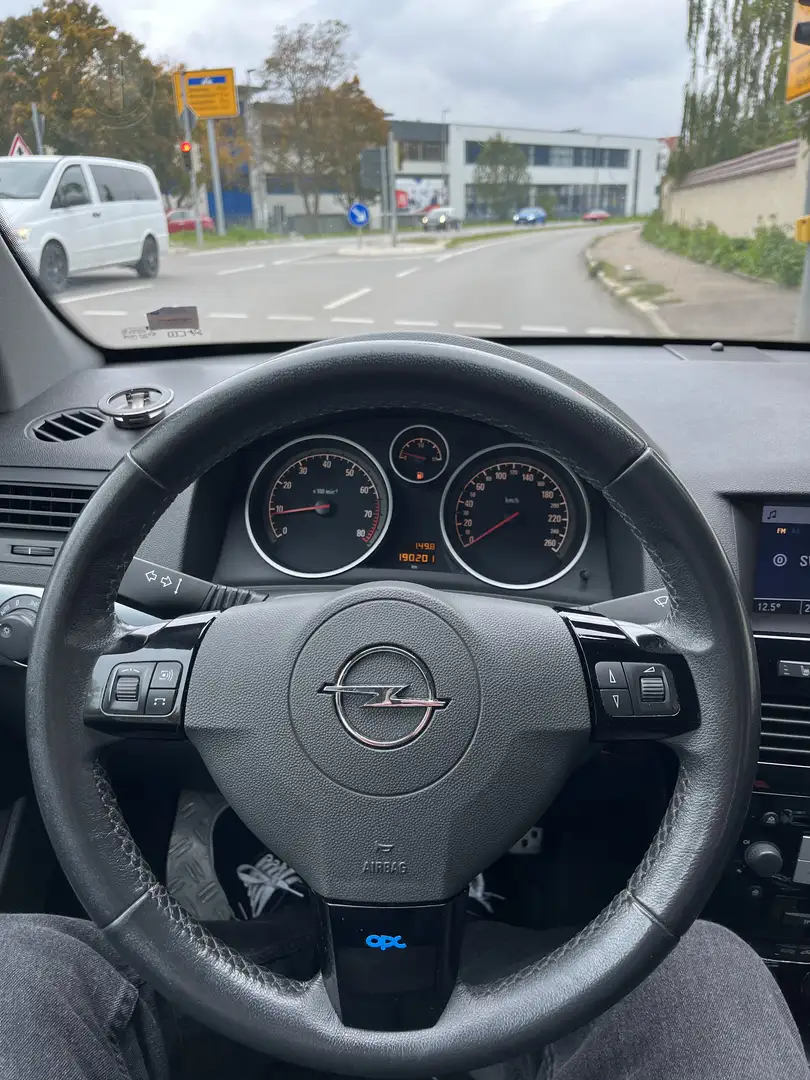 Opel Astra 1.6 Edition - 2