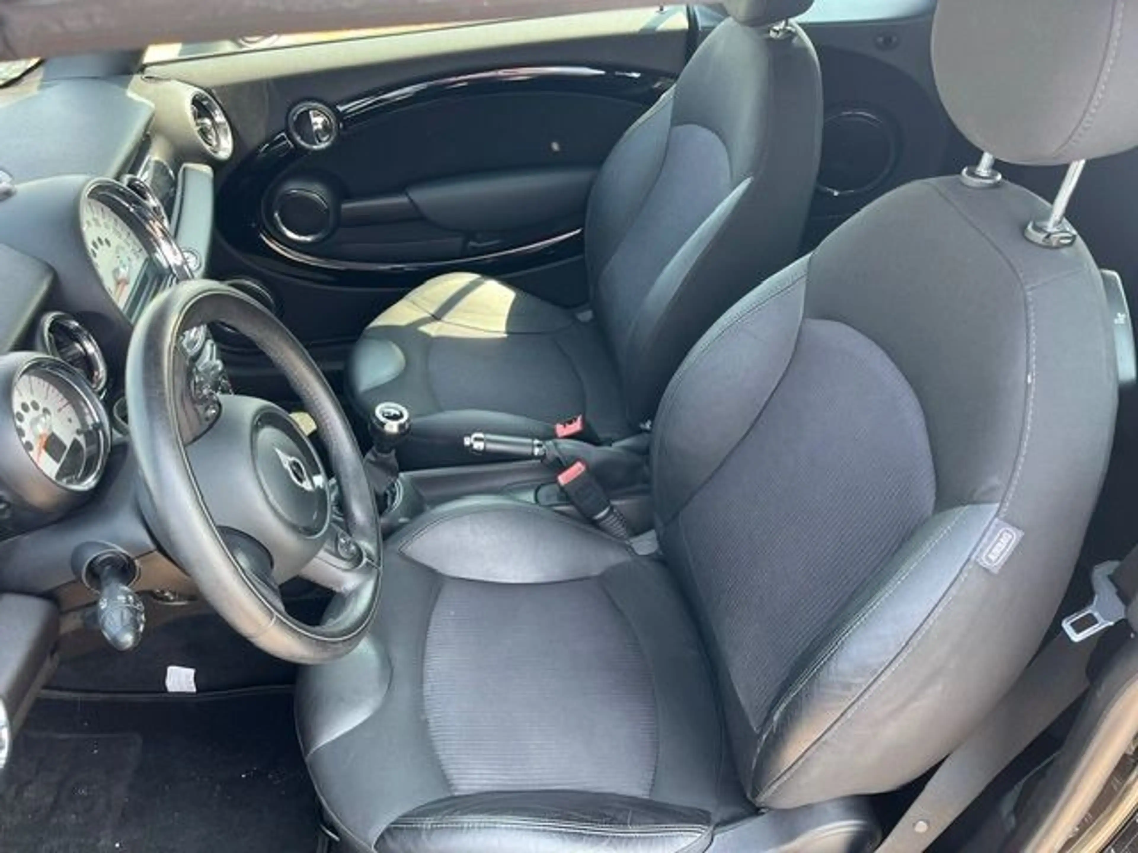MINI One Cabrio Chili Alu 16" Stoff/Leder — photo 5
