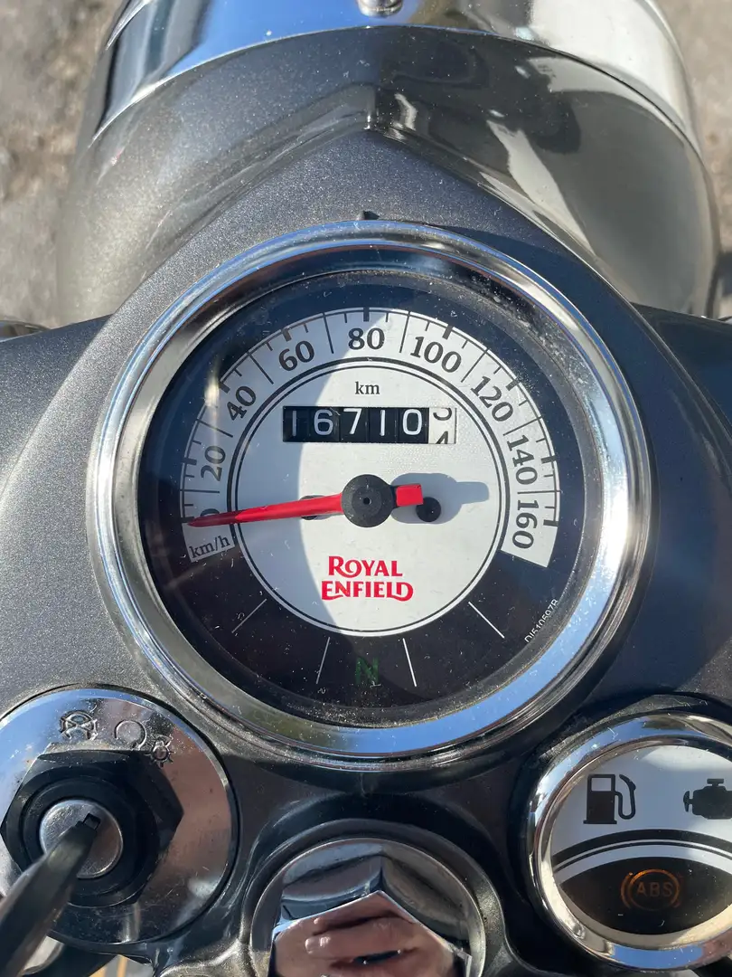Royal Enfield Classic Argent - 1
