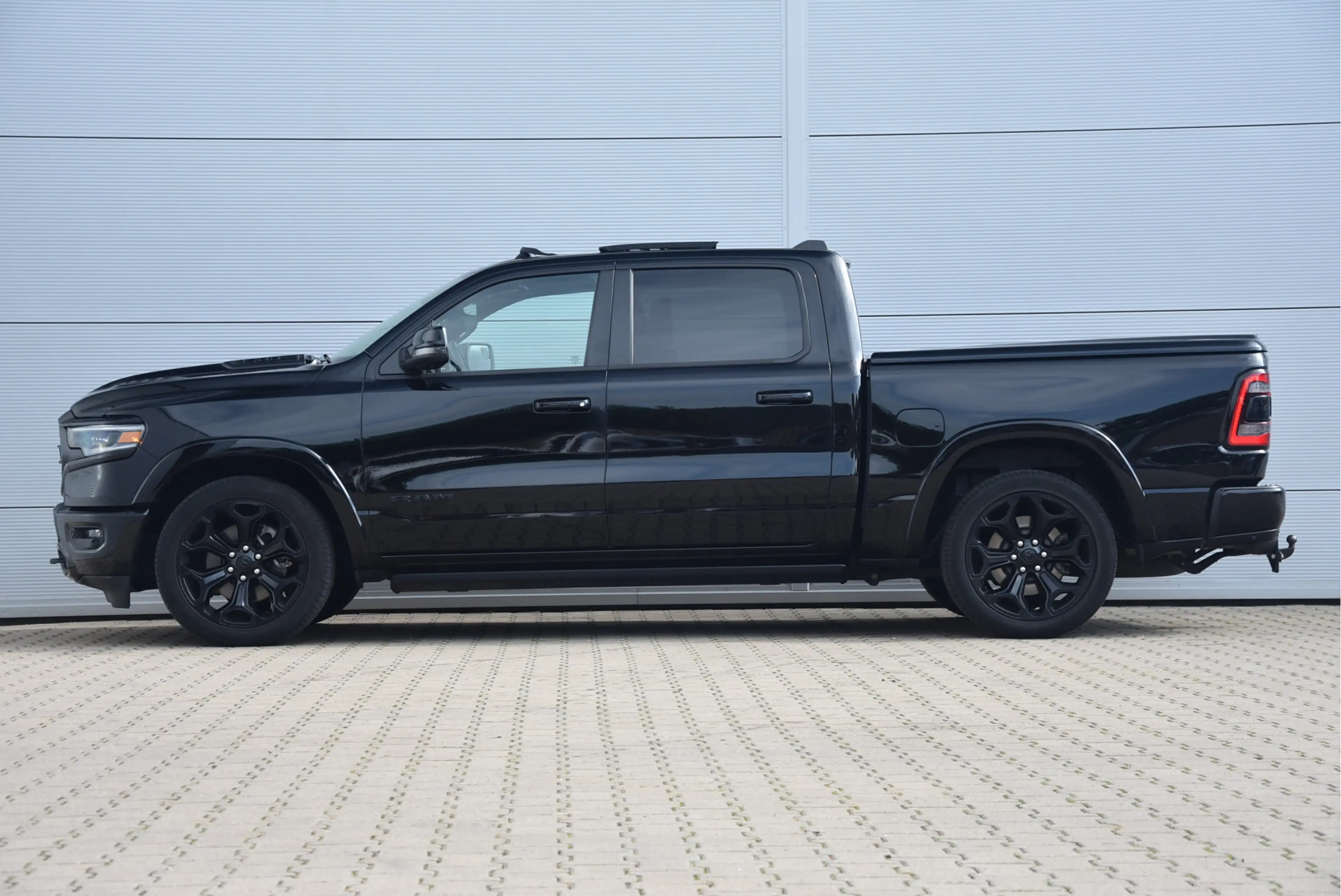 Dodge RAM 1500 5.7 V8 4x4 Crew Cab Limited | LPG | Multifunc — photo 4