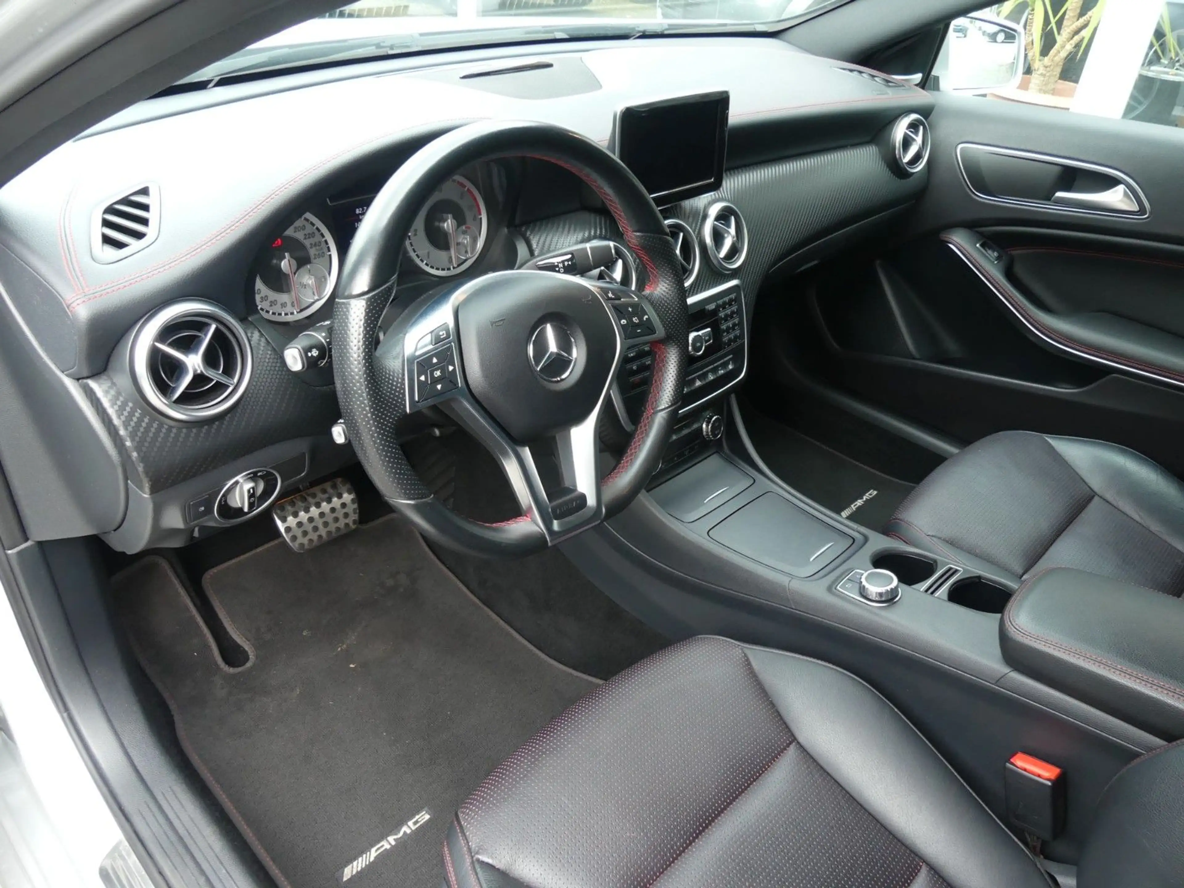 Mercedes-Benz A 220 Automatik AMG-LINE — photo 8