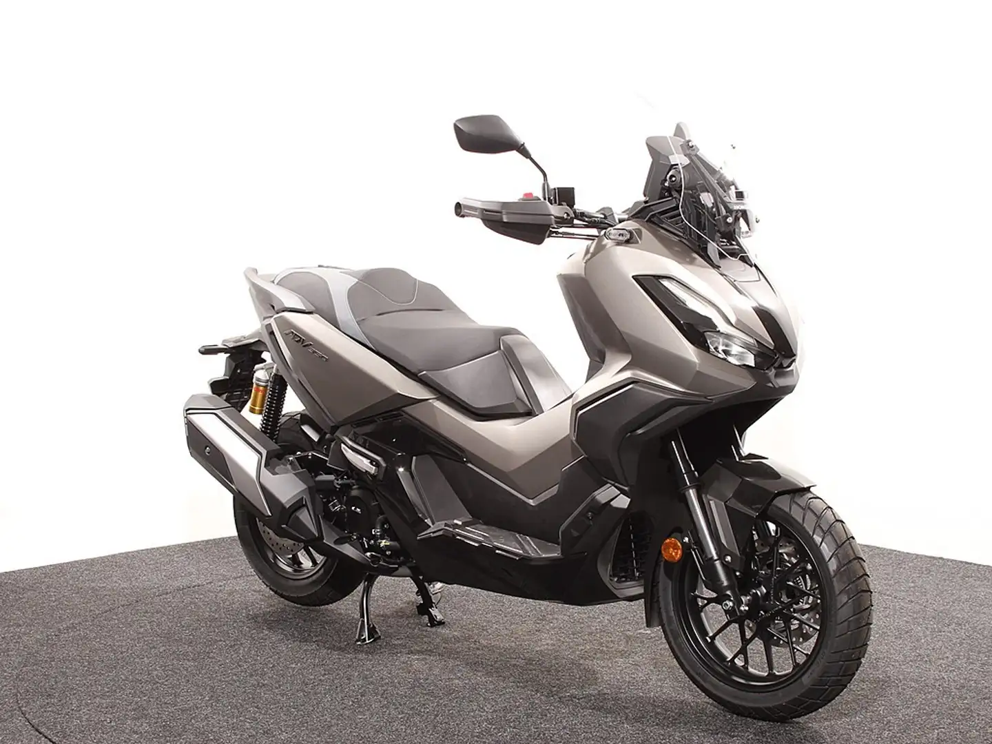 Honda ADV 350 Noir - 2