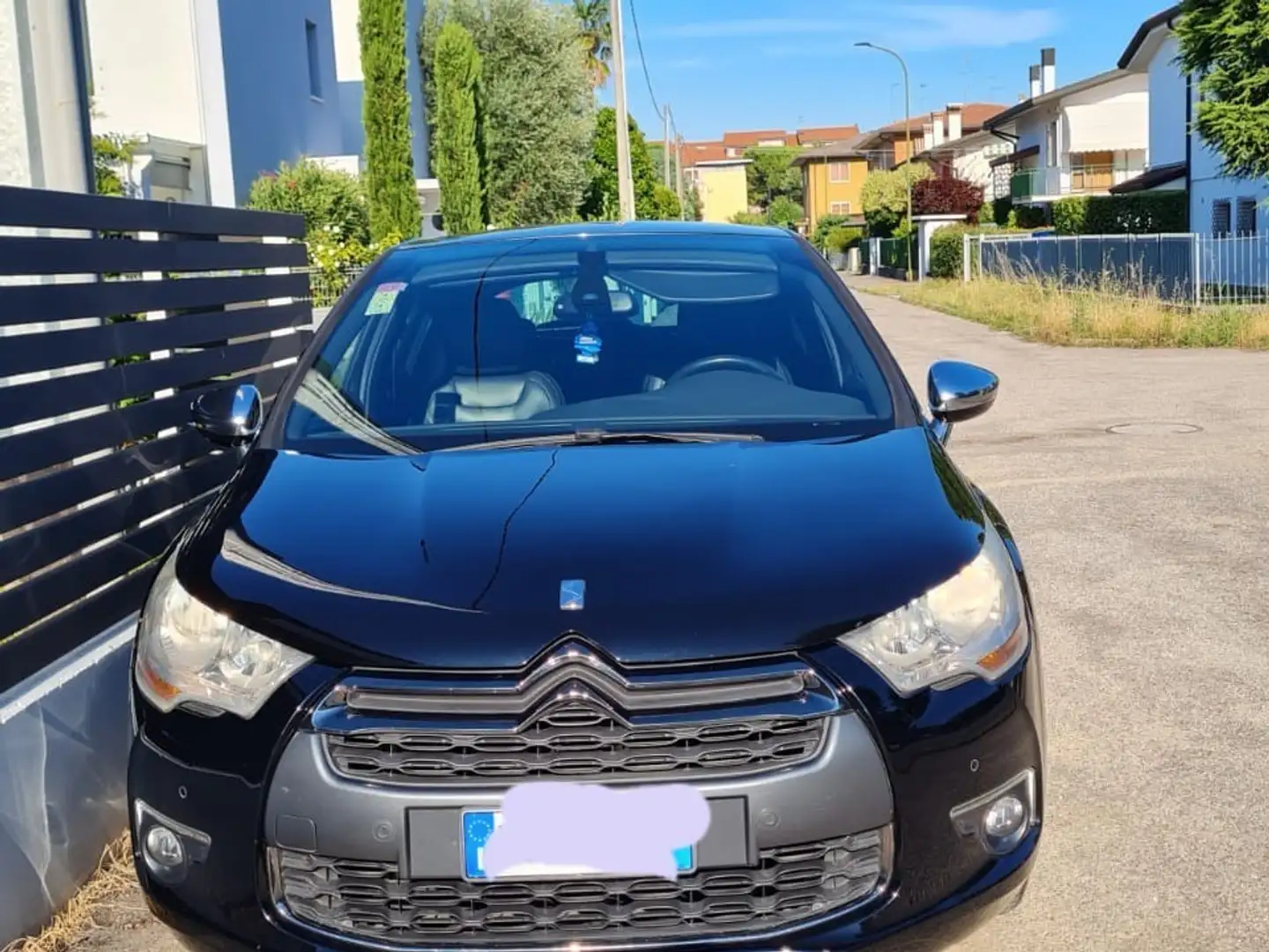 Citroen DS4 1.6 e-hdi airdream Chic 110cv Nero - 2