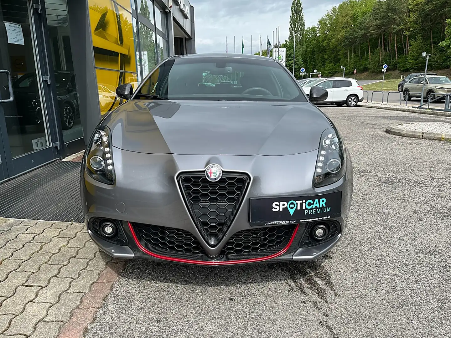 Alfa Romeo Giulietta Super 1,4 TB Grau - 2