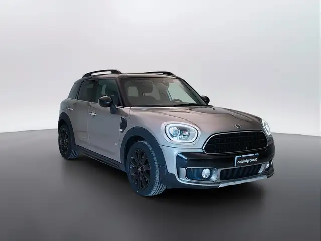 Mini Countryman view 3