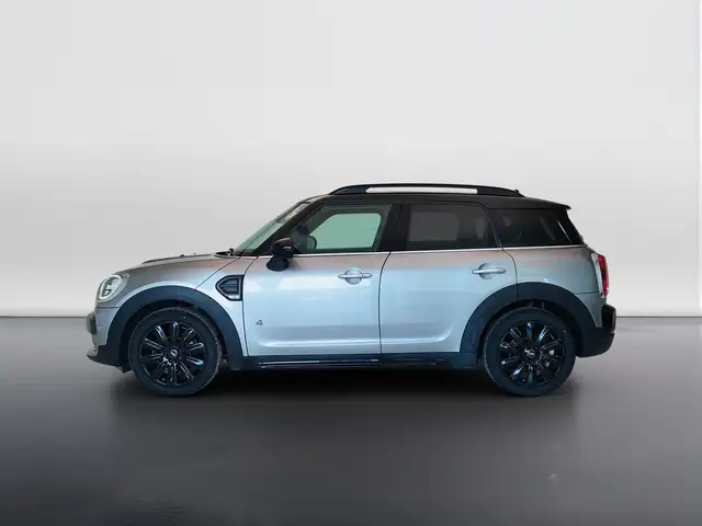 Mini Countryman view 8
