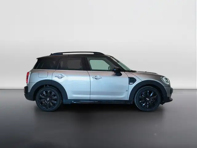Mini Countryman view 4