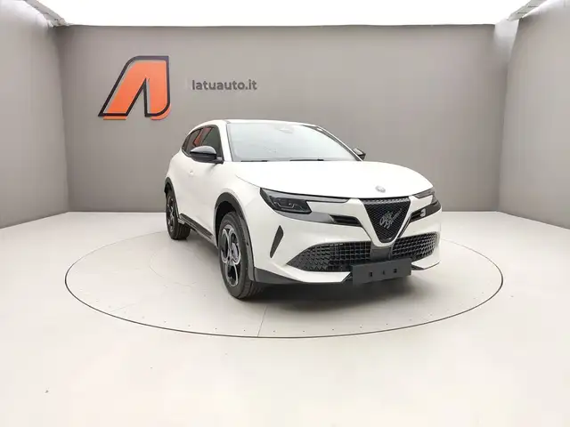 Alfa Romeo Junior view 3