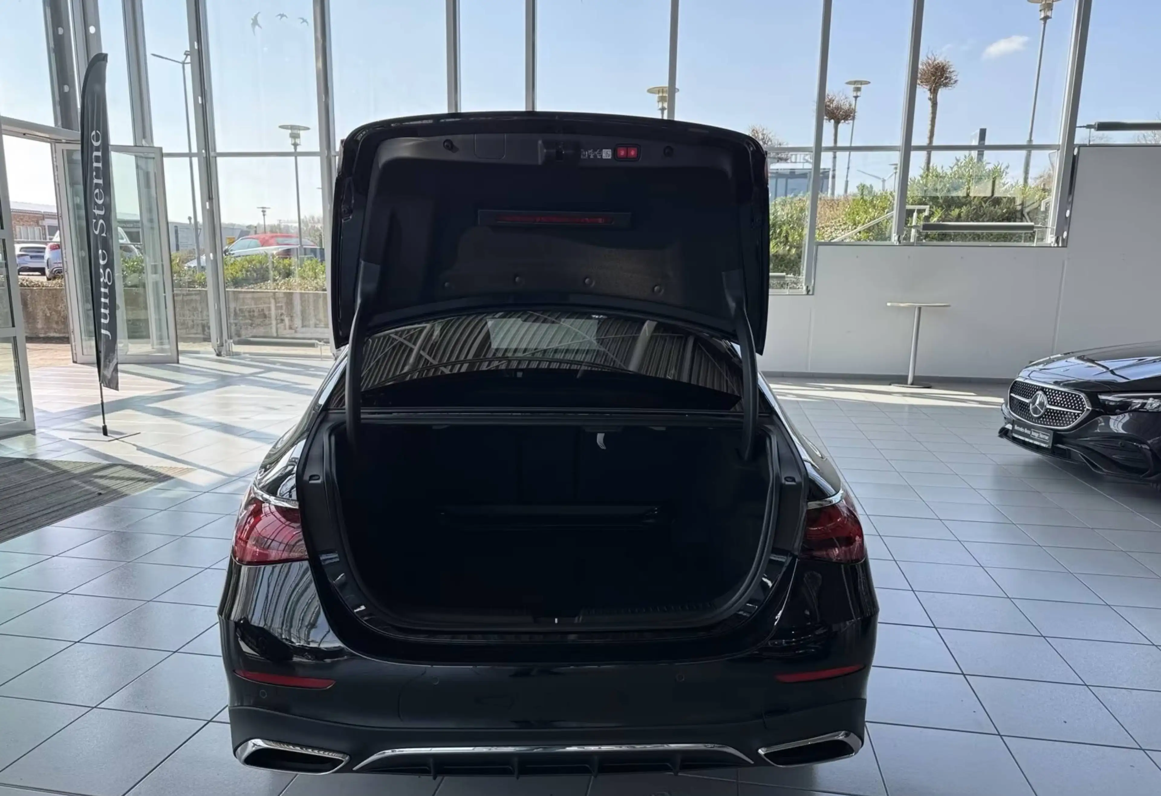 Mercedes-Benz E 200 E 200 AMG Line Advanced Plus (214.050) — photo 5