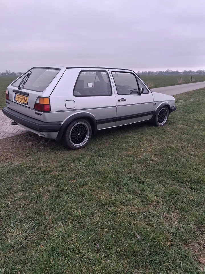 Volkswagen Golf 1.8 Inj., foto 2