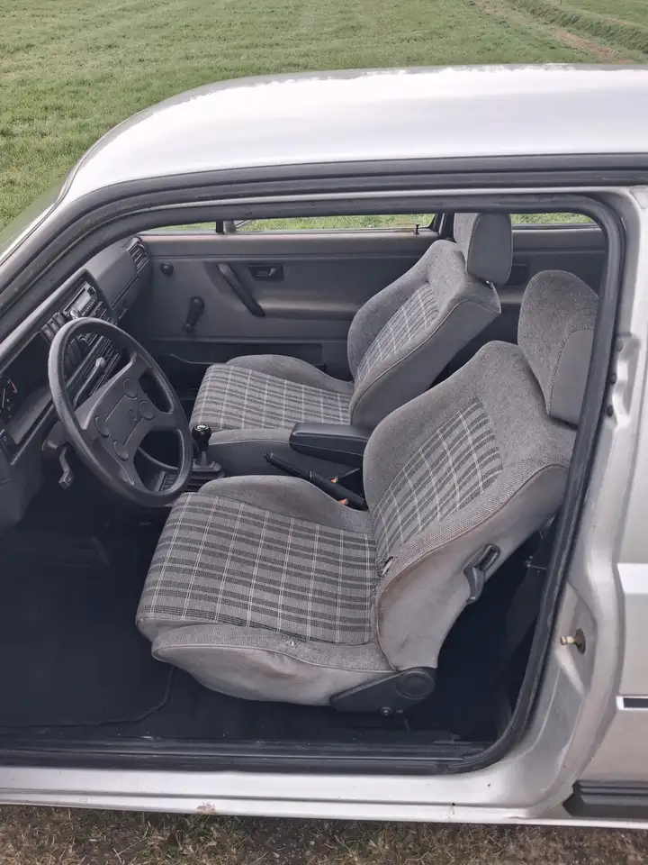 Volkswagen Golf 1.8 Inj., foto 10