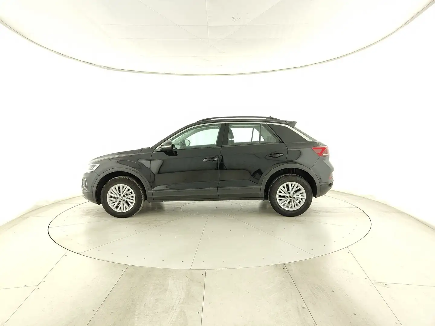 Volkswagen T-Roc 2022 1.5 tsi Life dsg Nero - 2