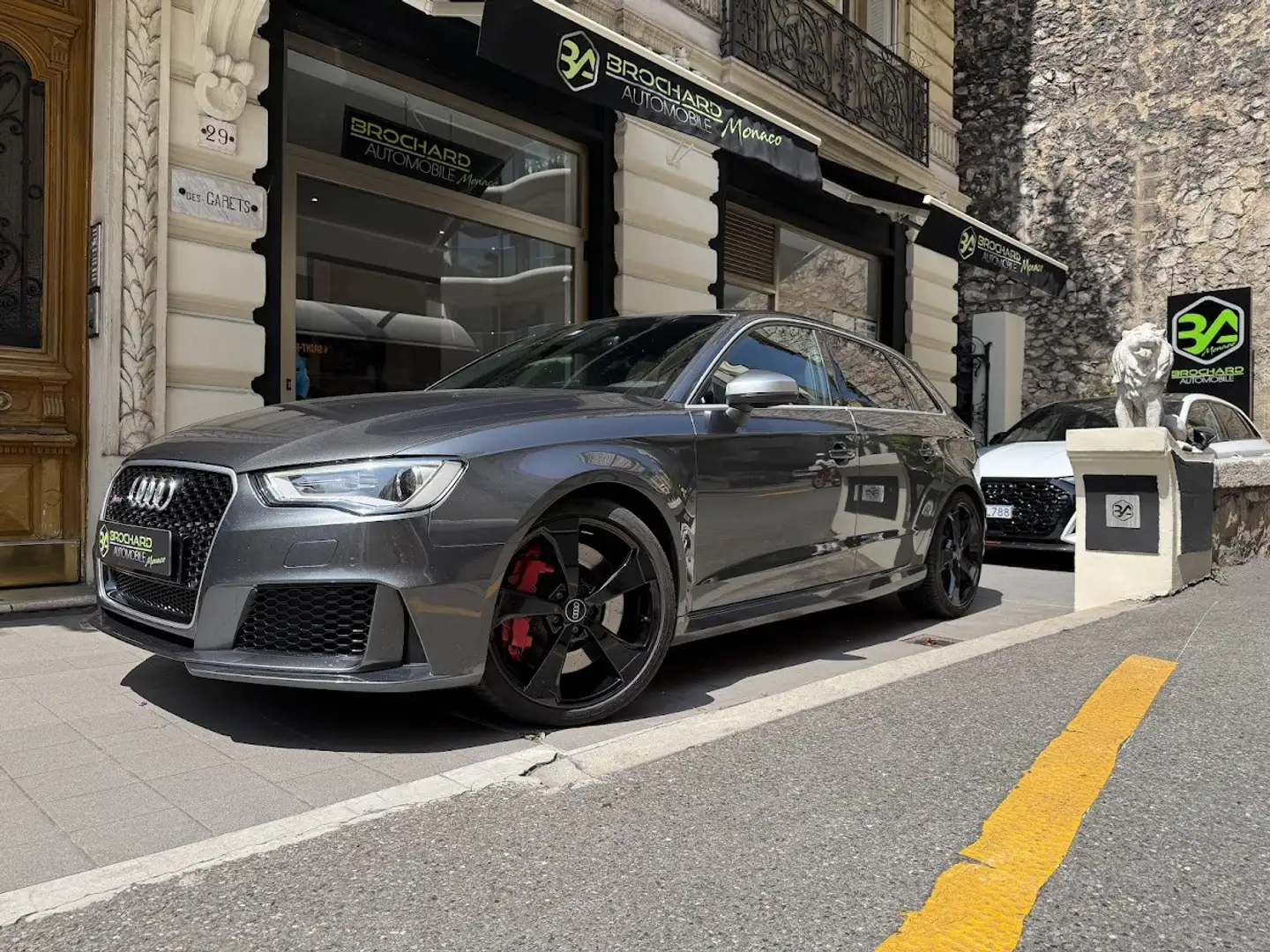 Audi RS3 2.5 TFSI quattro S-tronic Gris - 1