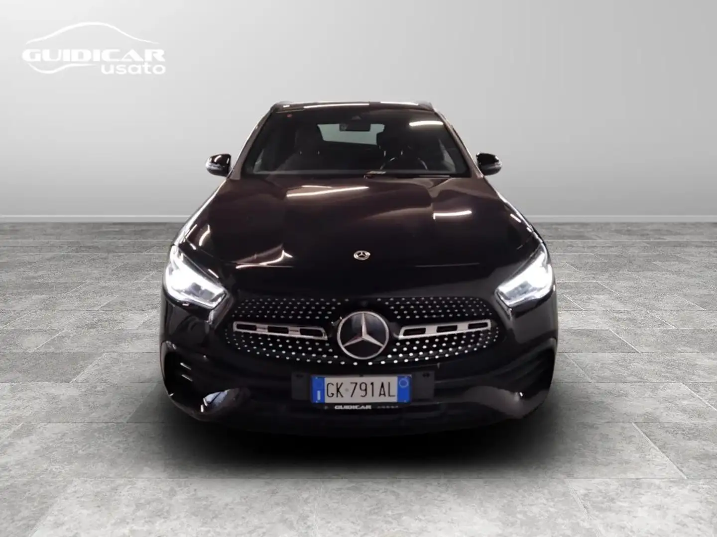 Mercedes-Benz GLA 200 d Premium auto Nero - 2