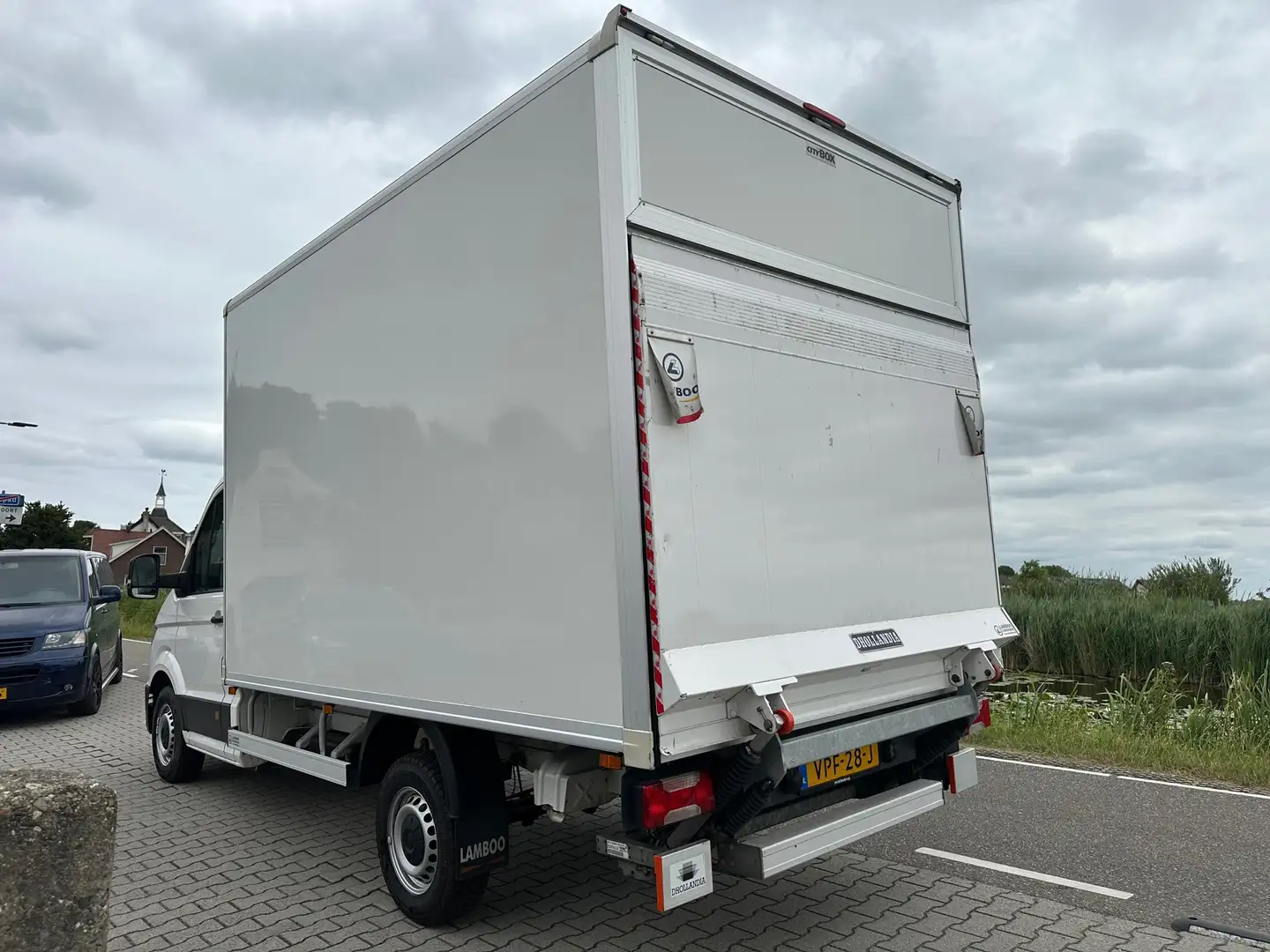 Volkswagen Crafter Bakwagen 35 2.0 TDI Laadklep, Zijdeur, Carplay, Cr Wit - 2