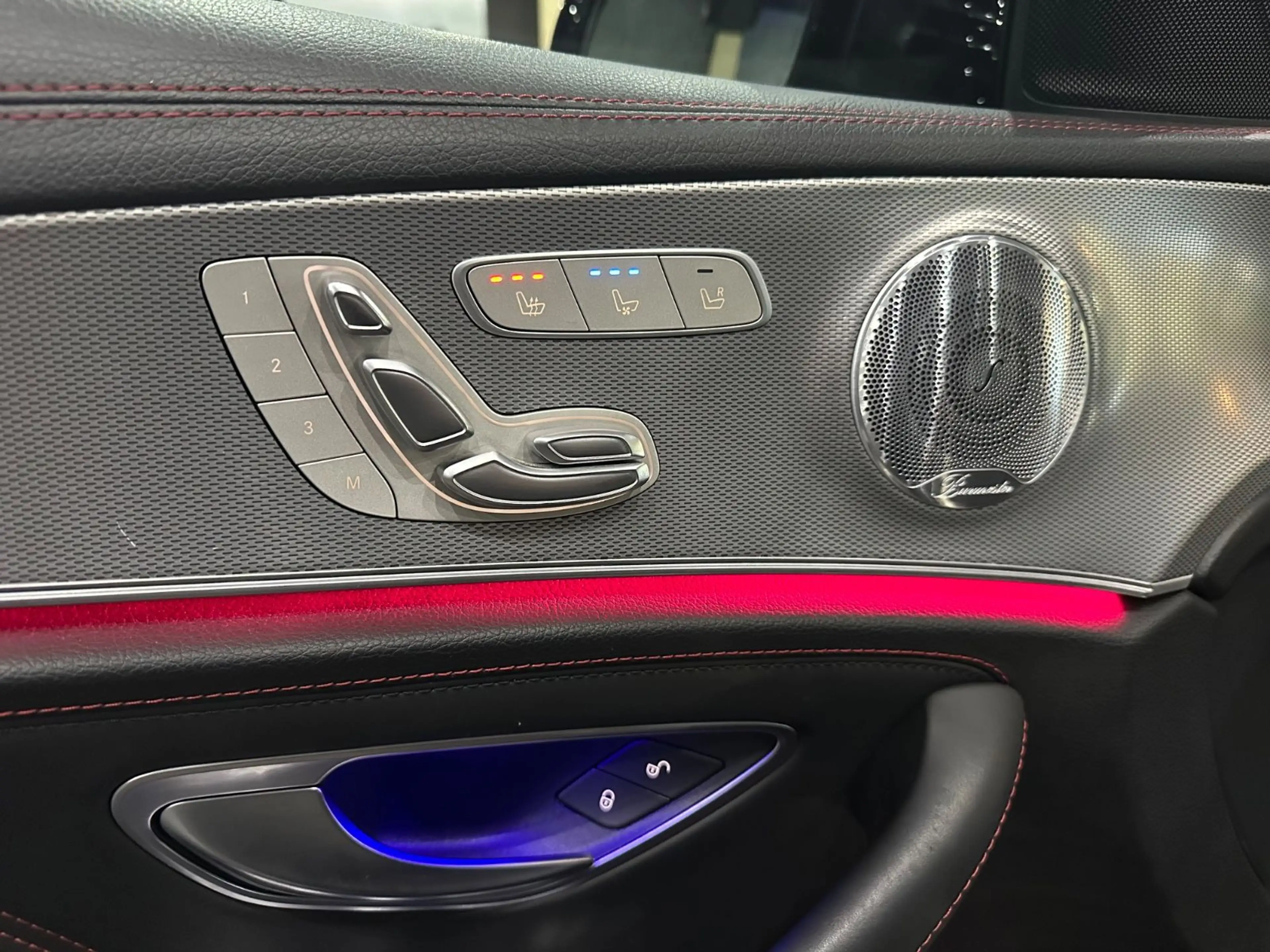 Mercedes-Benz E 53 AMG 4Matic+ /MB Garantie 04.27 / Soft-Close — photo 11