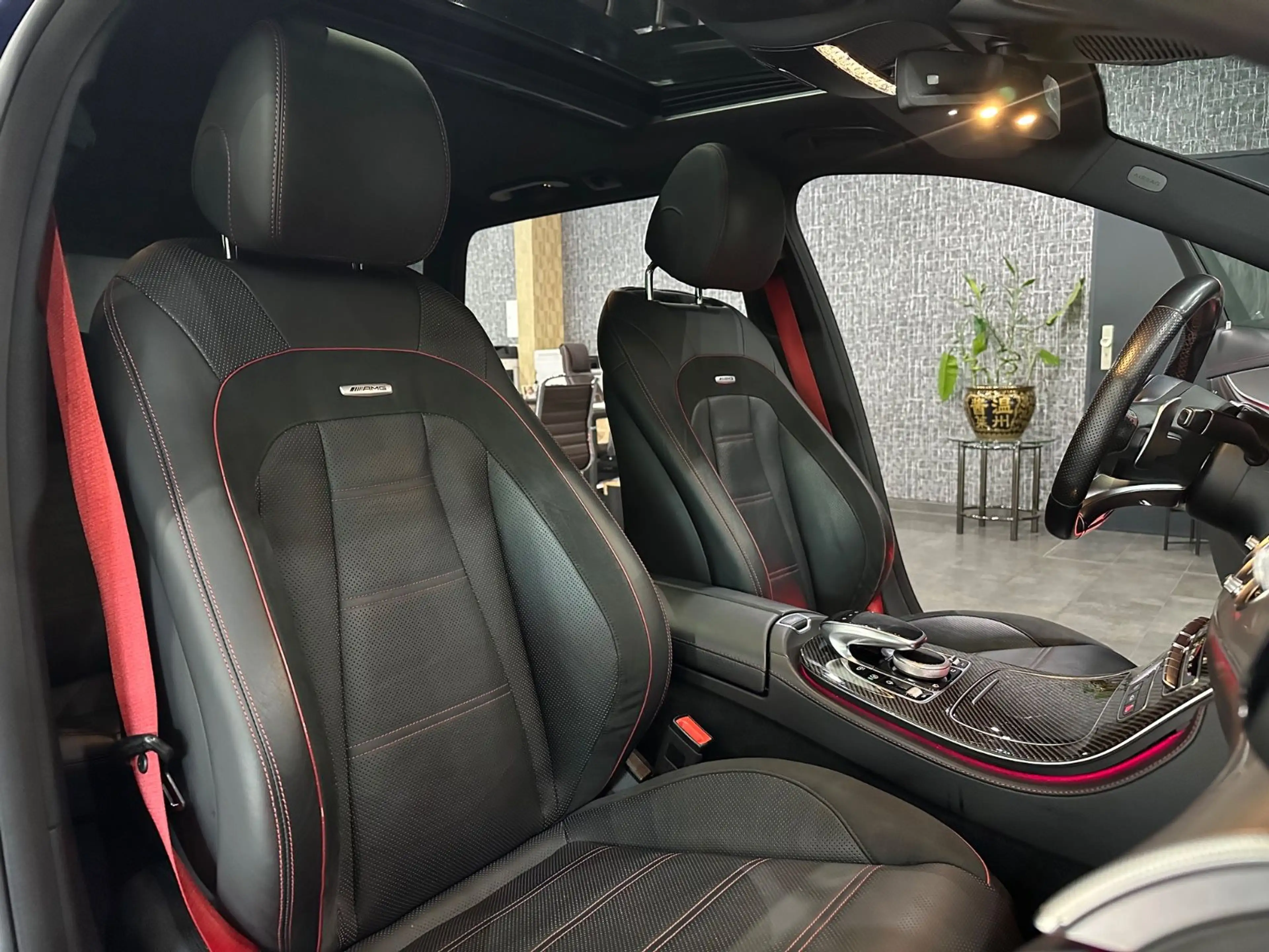 Mercedes-Benz E 53 AMG 4Matic+ /MB Garantie 04.27 / Soft-Close — photo 9