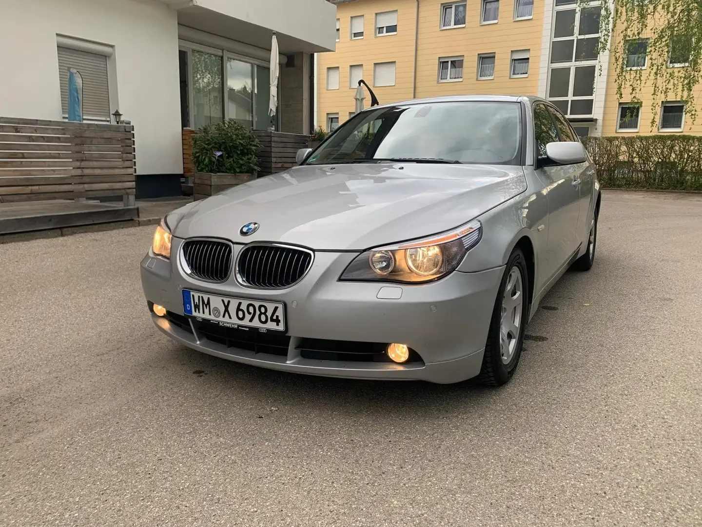 BMW 520 520i - 2