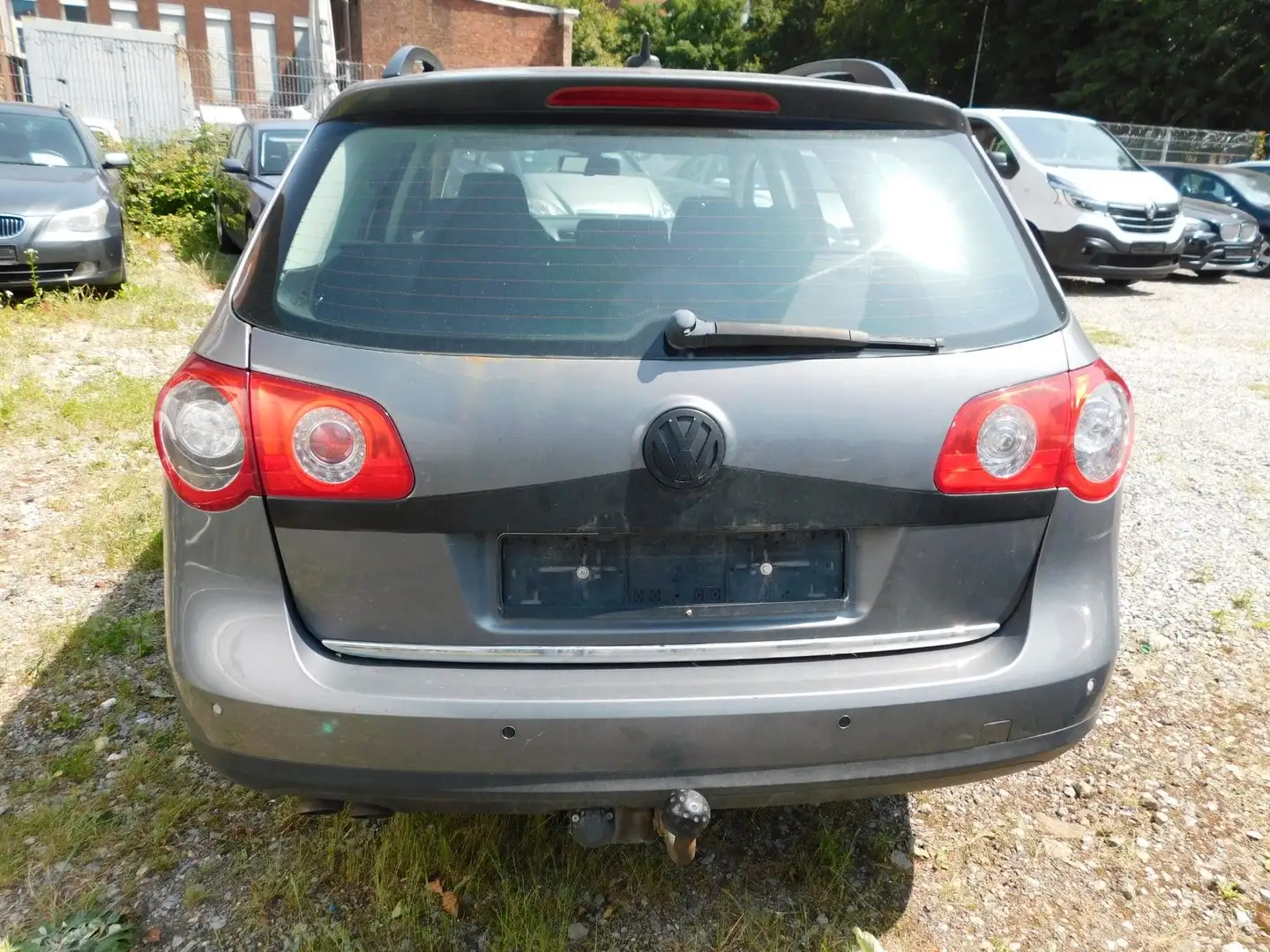 Volkswagen Passat Variant 2.0 TDI Comfortline Grau - 2