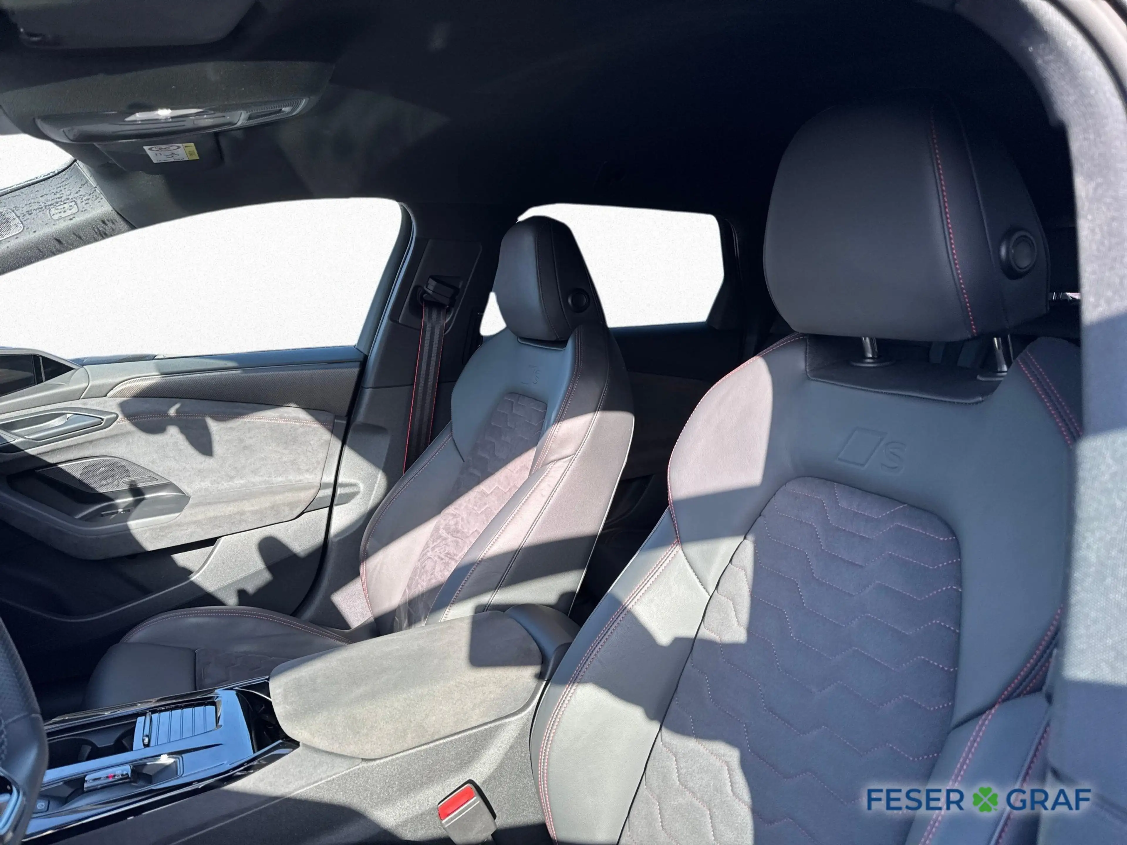 Audi S6 e-tron Avant +TECH PRO+MMI EXPERIENCE PRO+B&O — photo 11