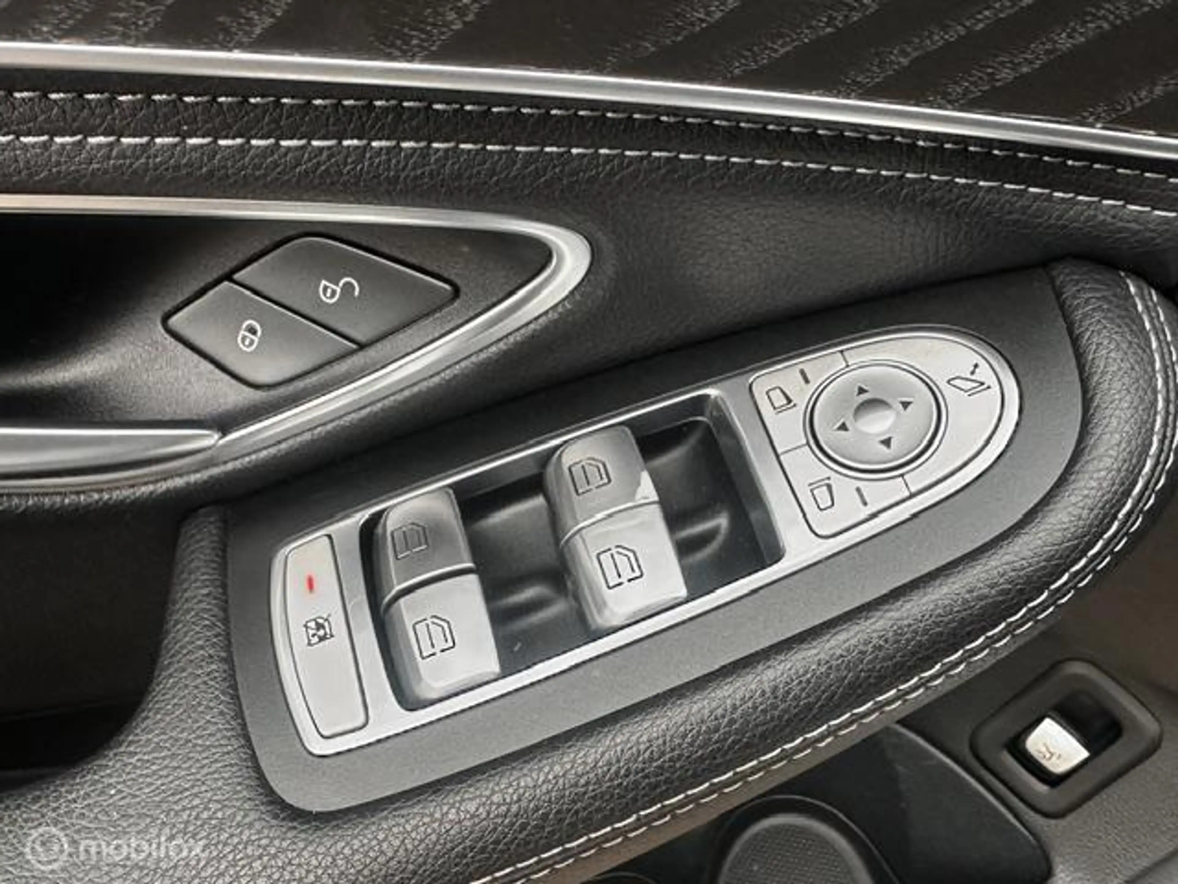 Mercedes-Benz C 350 e Hybride Lease Edition — photo 12