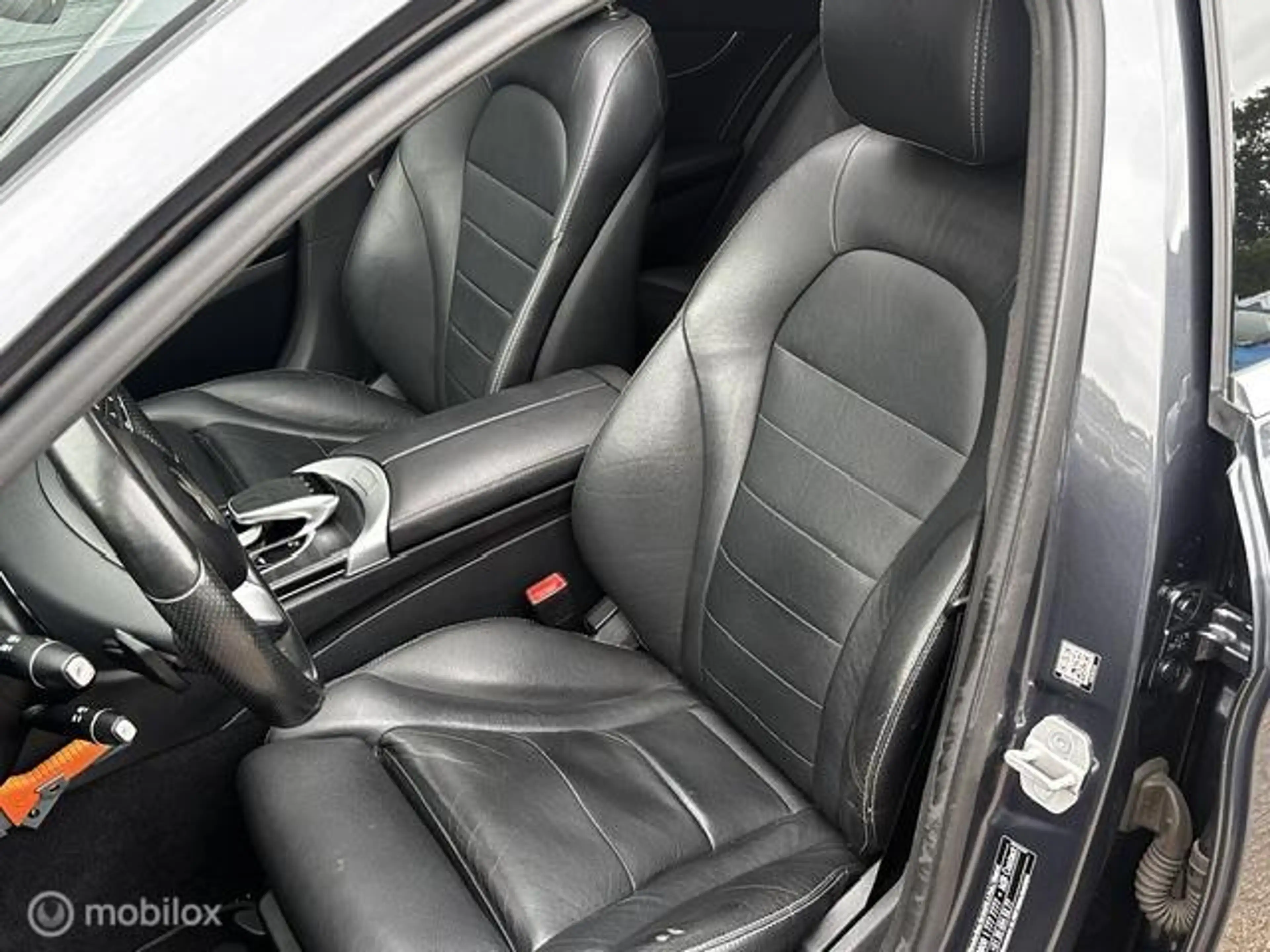 Mercedes-Benz C 350 e Hybride Lease Edition — photo 11