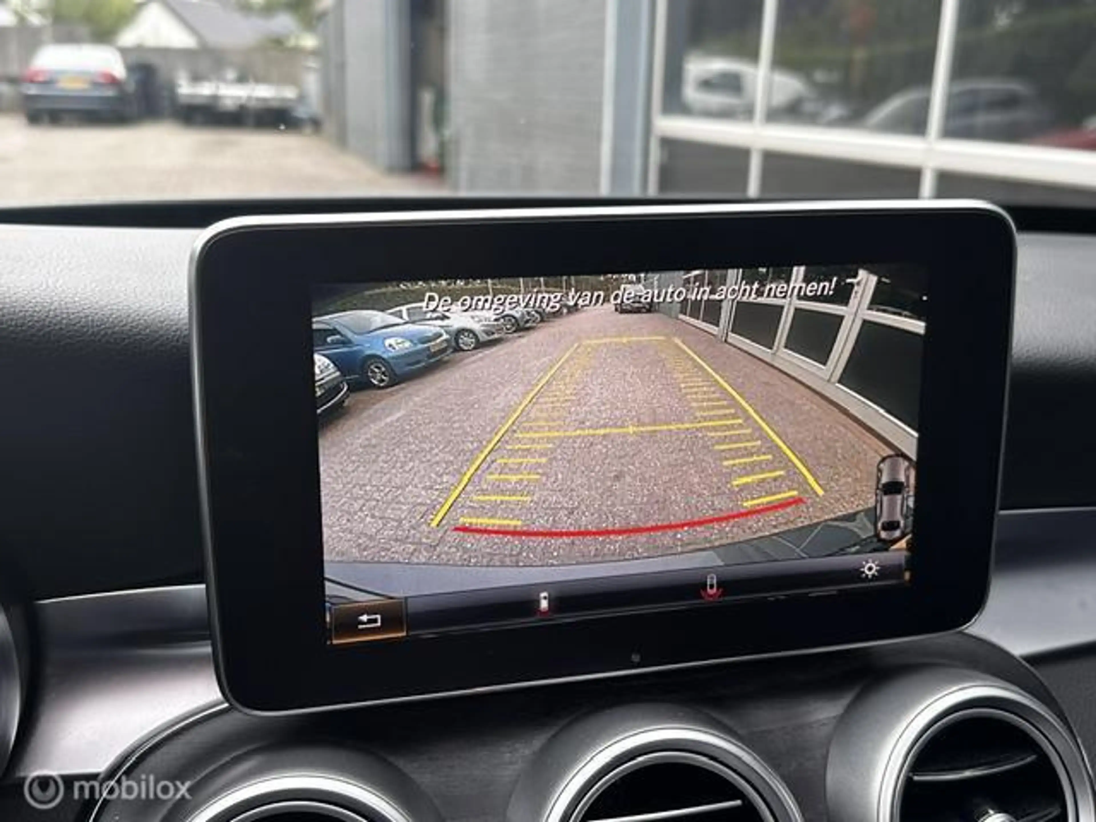 Mercedes-Benz C 350 e Hybride Lease Edition — photo 8