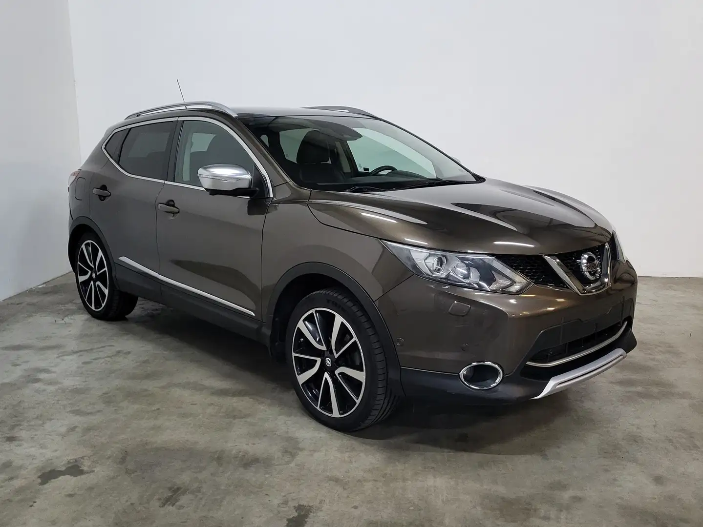 Nissan Qashqai 1.2 DIG-T TEKNA * TOIT PANO. * Braun - 2