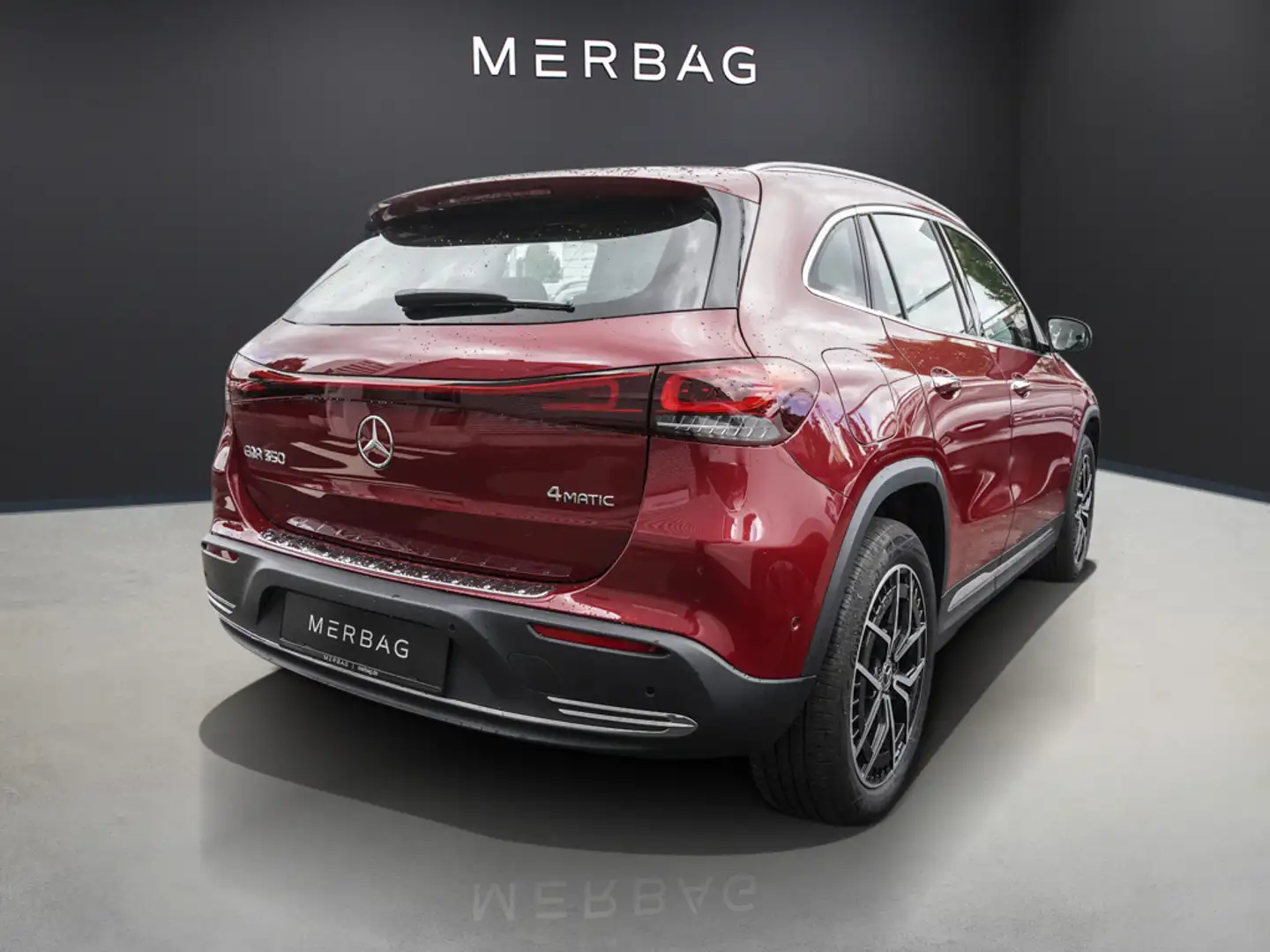 Mercedes-Benz EQA PROGRESSIVE PANORAMA HUD DISTRONIC AHK Rot - 2